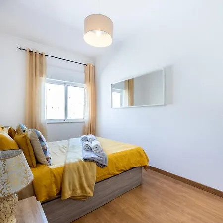 Lägenhet Luxury 3 Bedroom - *