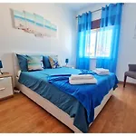 Apartment Luxury 3 Bedroom - *